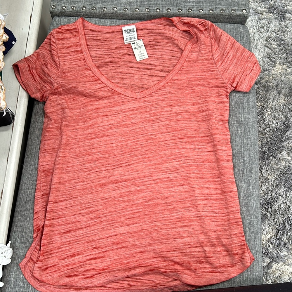 NWT PINK v neck tshirt